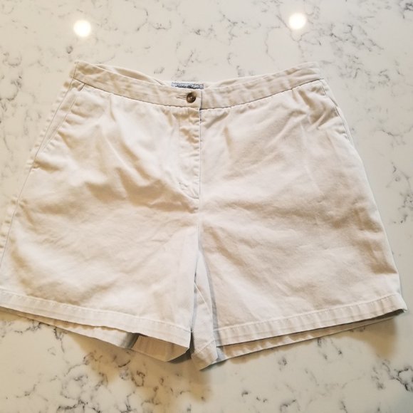 Eddie Bauer Signature Twill Shorts - Size 10 - Picture 2 of 7